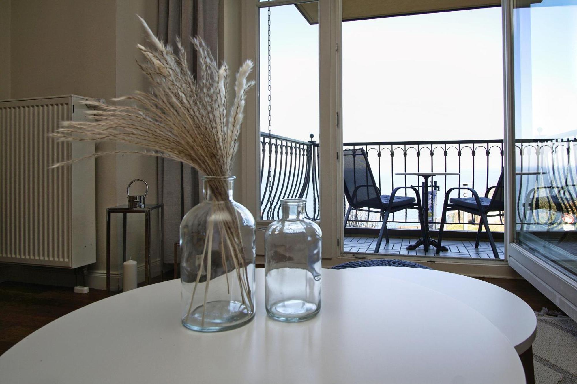 Ferienwohnung Mit Traumhaftem Meerblick - Haus Am Meer Fewo 02 Lohme Exterior foto